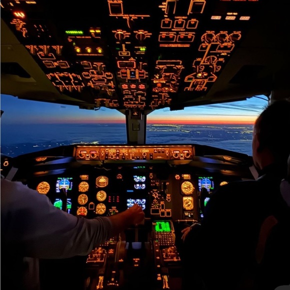 Meet your Posher, Kelly K from New York City. - Picture 1 of 1